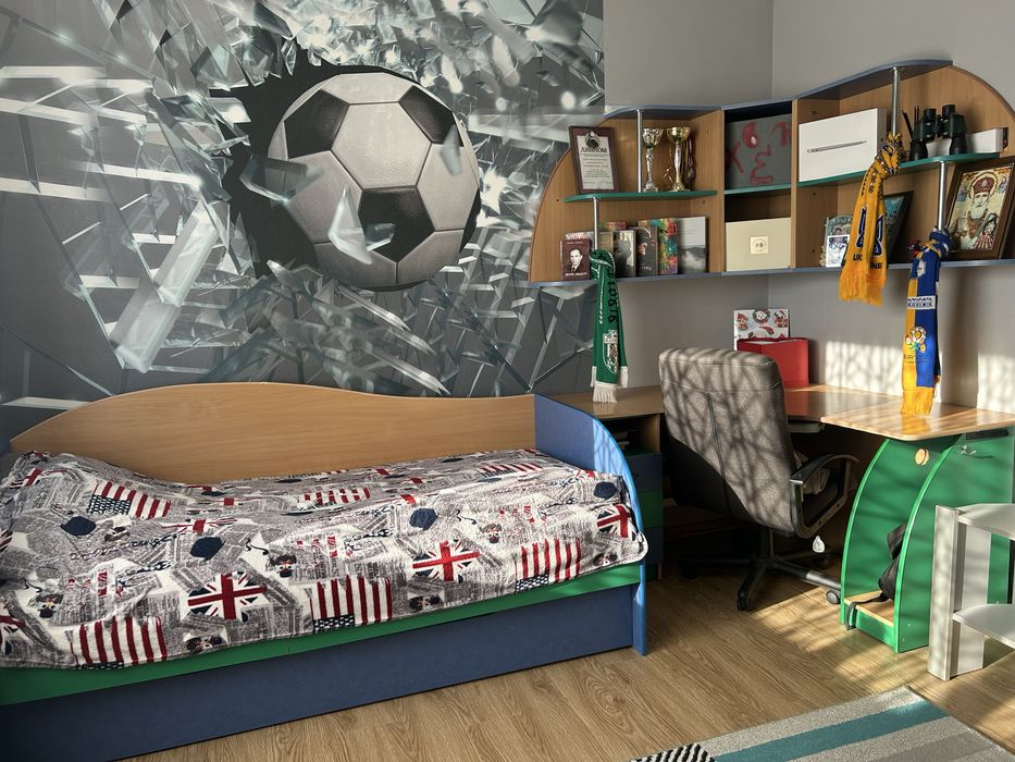 Ліжко  в дитячу кімнату. Бу