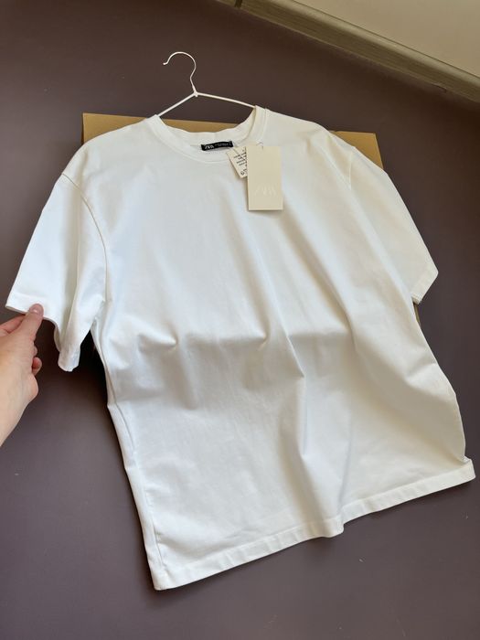 Футболка Zara M,L,зара біла футболка M,L,футболка Zara M,L