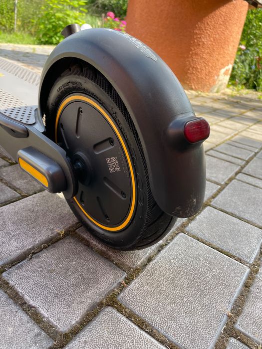 Продам Електросамокати З Німеччини Bird One NineBot ЗА ДЕШЕВОЮ ЦІНОЮ!