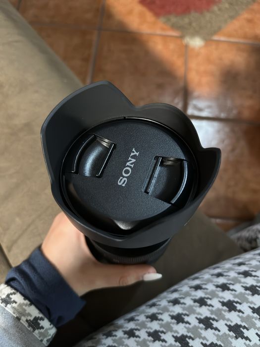 Lente SONY FE 24-105mm f/4 G OSS