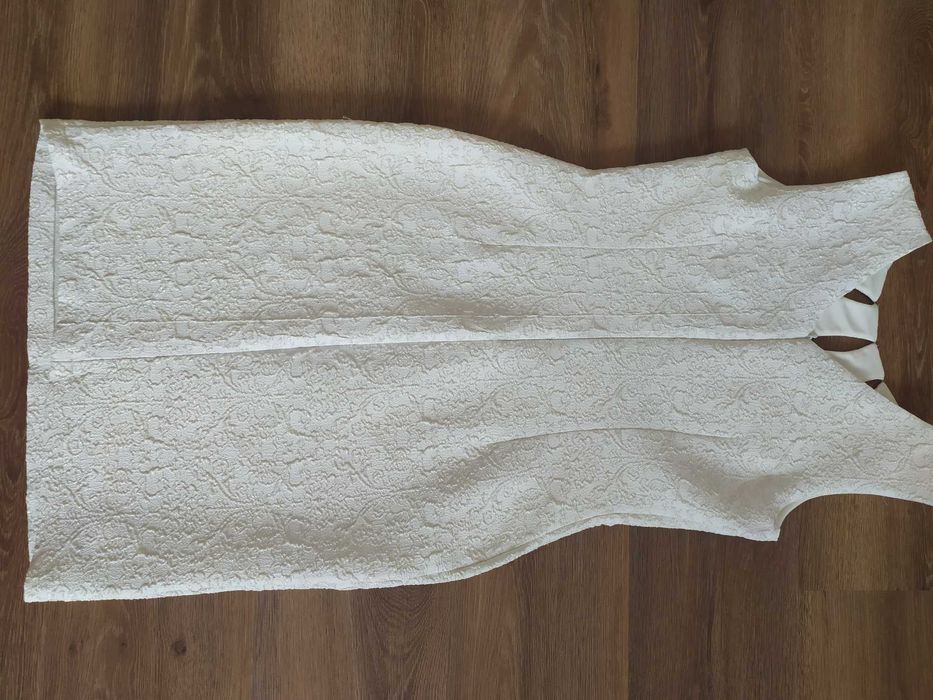 Sukienka firmy Modello