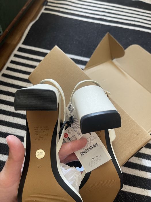 Босоніжки білого кольору Zara розмір 36 Нові
