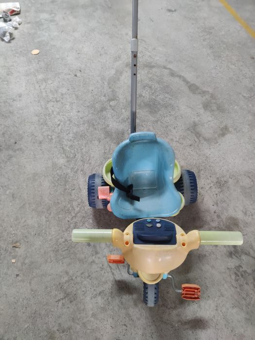 Triciclo criança