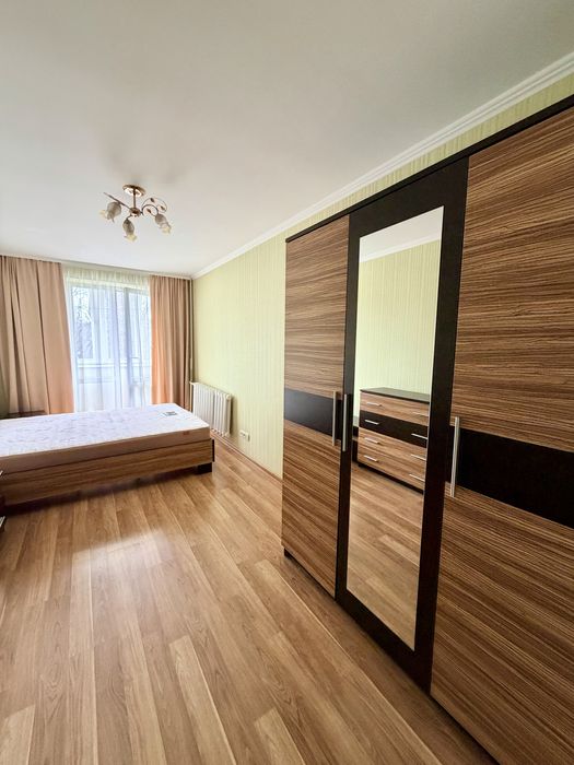 Здам 2-к.кв. по вул. В.Червонія , р-н ТЦ "Новус"