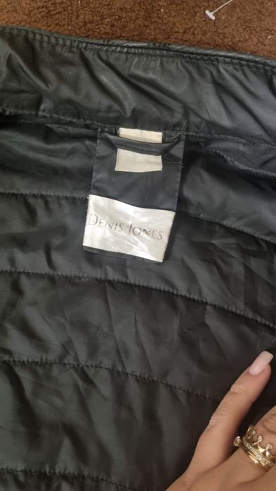 Продам куртку , розмір Л