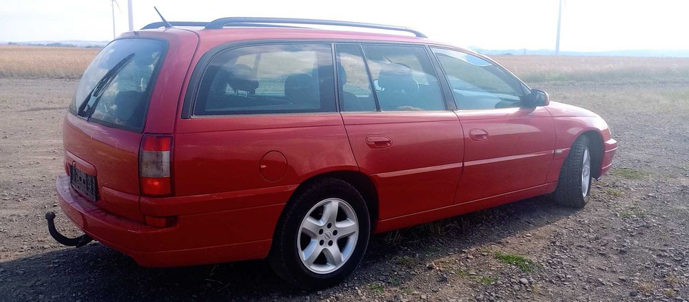OPEL OMEGA zadbane auto w chodliwym kolorze