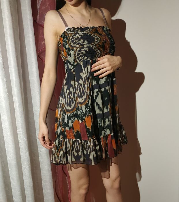 Krótka zwiewna sukienka na lato rozmiar 14 XL ale pasuje na XS 34