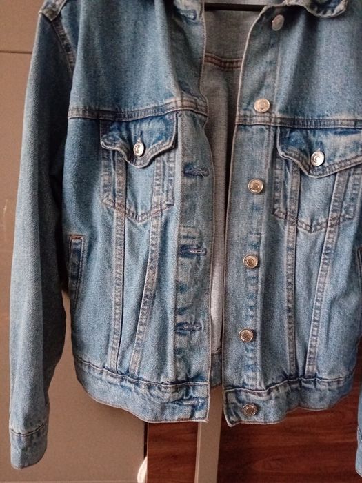 Kurtka jeansowa damska Stradivarius