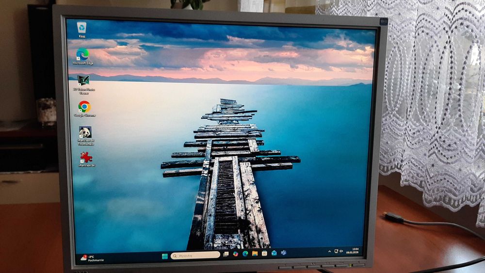 Monitor 19"   Benq FP93G P    1280x1024  matryca MVA