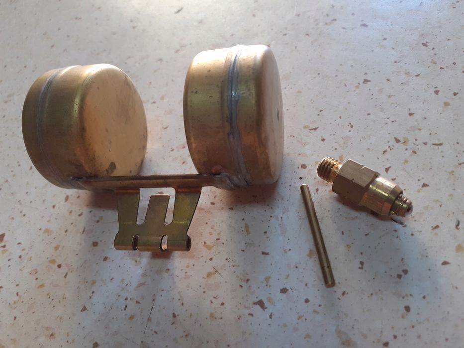 gaźnik fiat 125p polonez żuk- pływak oś zawór -oryginał