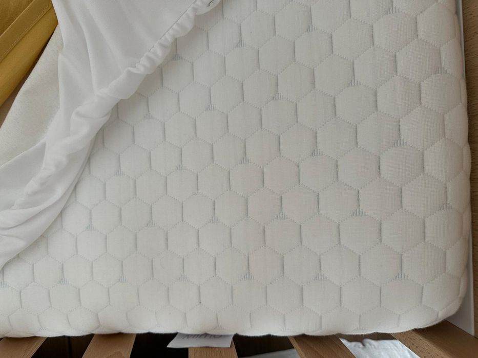 Cama de Grades  TRAMA