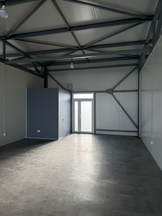 Продам комерційні приміщення. Світло є завжди !