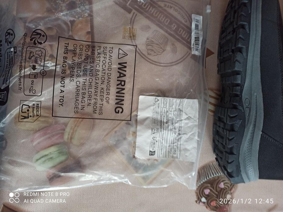 Продам ботинки зимние.