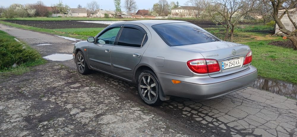 Продам Nissan Maxima QX
