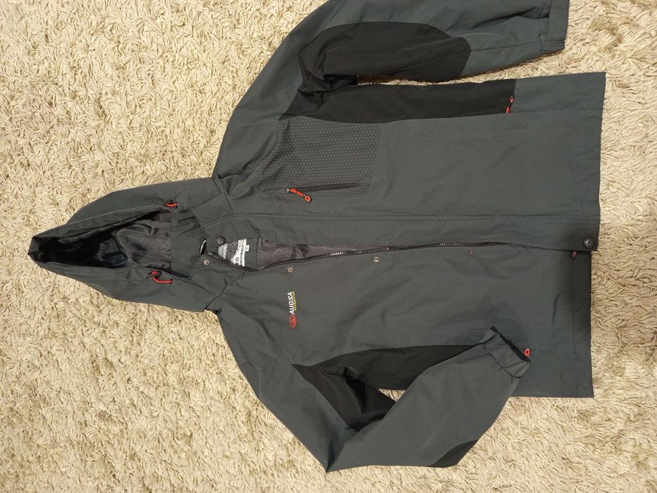 Продам куртку для хлопця