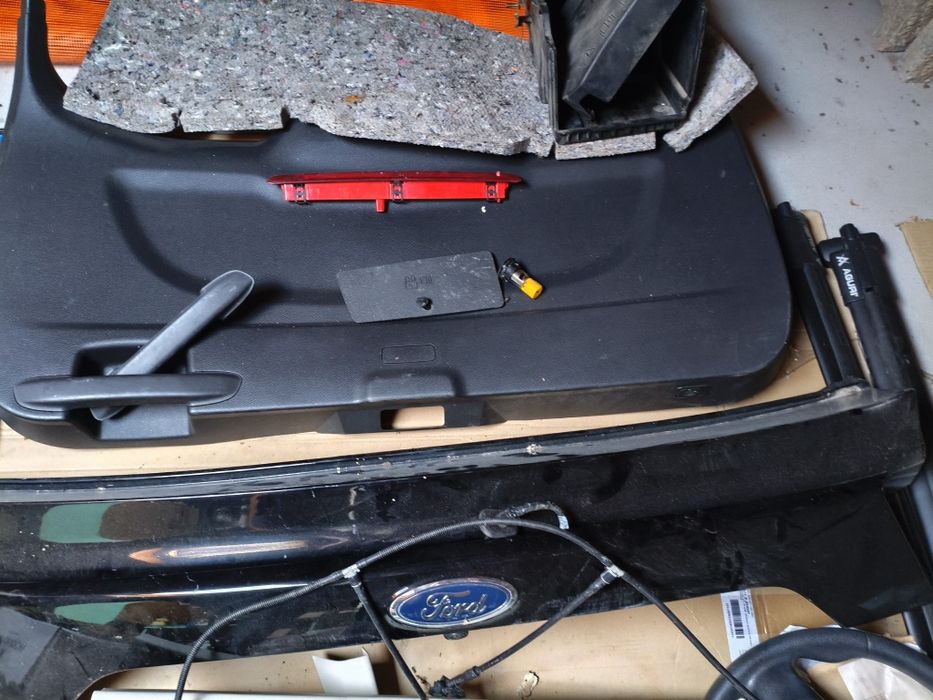 Osłony klapy bagażnika Ford Kuga mk2 lift
