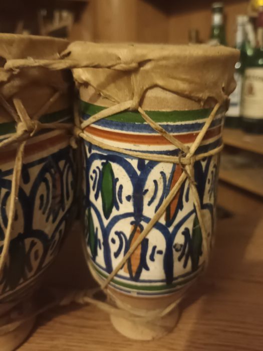 Batuques em cerâmica e pele