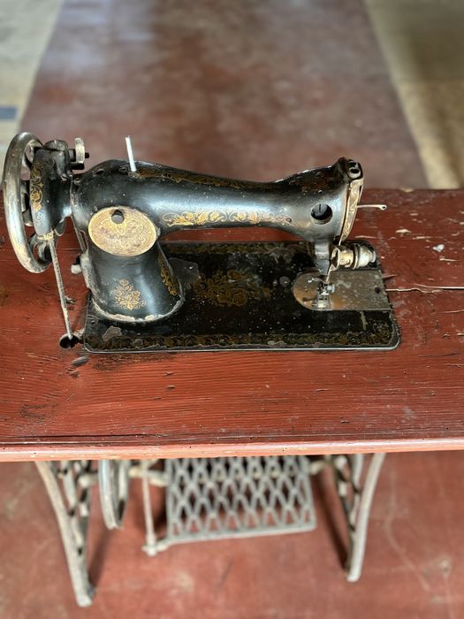 Машинка      швейна