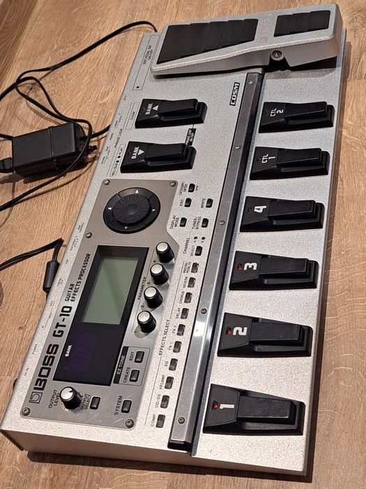 その他 BOSS GT-10 中古】BOSS GT-10 ギター用マルチエフェクター ソフトケース付き