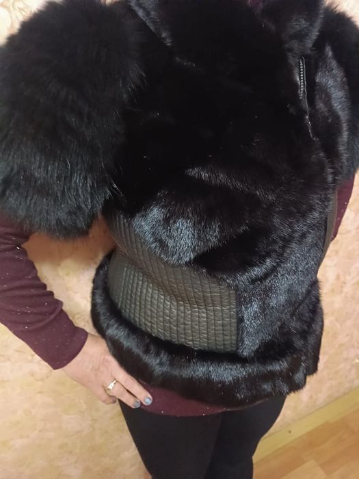 Жилетка норка кожа писец