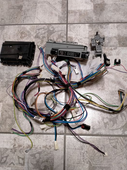 Запчасти к посудомойке Beko Din5834