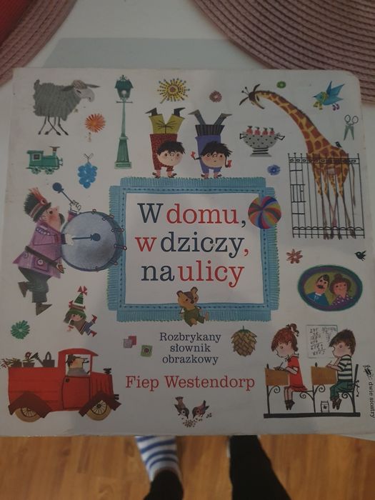 W domu w dziczy na ulicy
