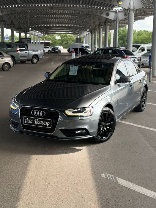 Продам Audi A4 B8