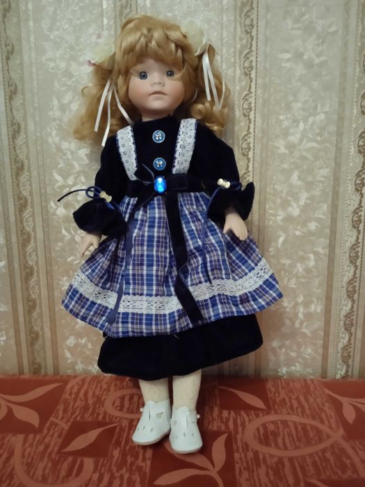 Кукла коллекционная Германия, фарфоровые голова и руки. Ручная работа.