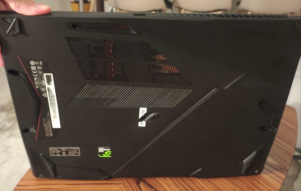 Portatil MSI Intel Core i7 8GB RAM, 500GB