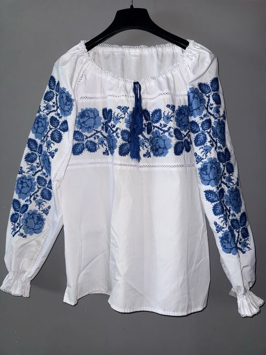 Вишиванка жіноча, розмір М