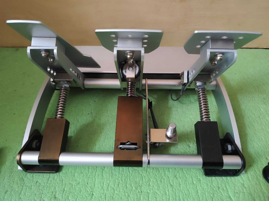 Кермо руль Fanatec CSL Elite + педалі Clubsport v.1 Load cell+GT PRO
