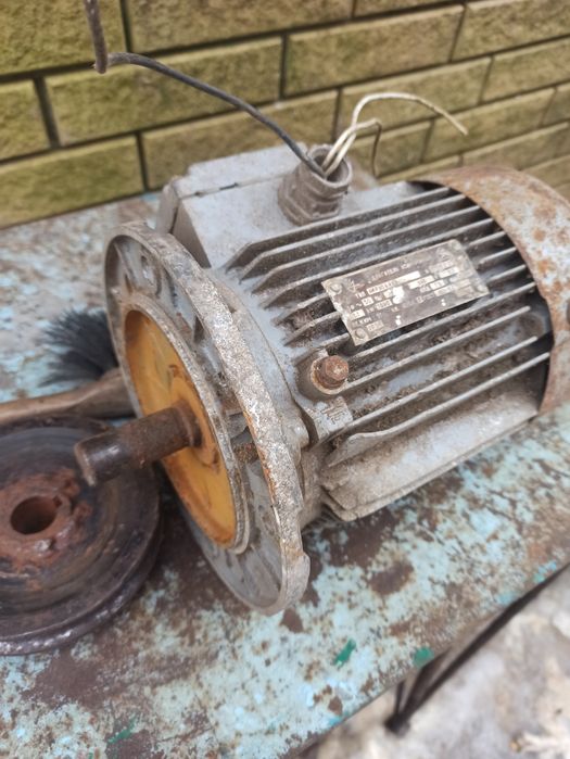 Продам електромотор