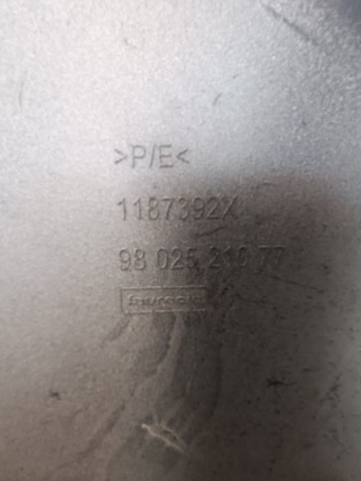 Zderzak  i błotnik przedni Peugeot 2008 I 03.2013-12 .2019.oryginalny