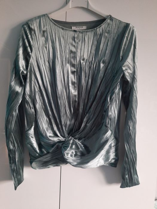 Plisowana bluzka z aksamitu stan idealny