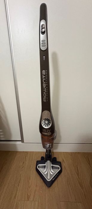 Aspirador Rowenta sem fios