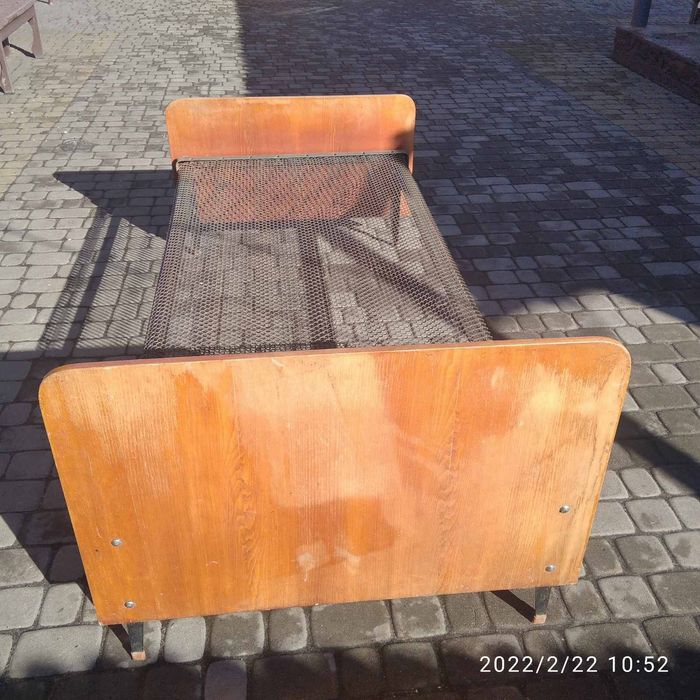 Продам Ліжко односпальне