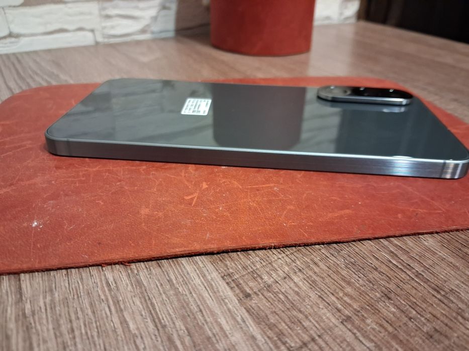 Самсунг А 56 8/128 новий