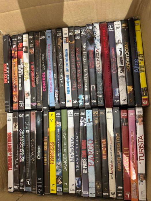 DVD’s de filmes e séries originais