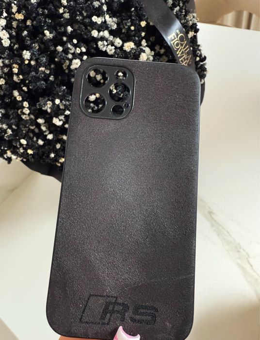 Case etui zamszowe czarne Audi RS iPhone 12 pro