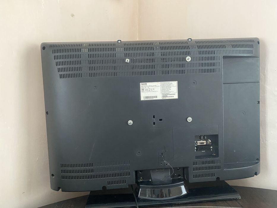 Телевізор Toshiba 32, Т-2, LCD