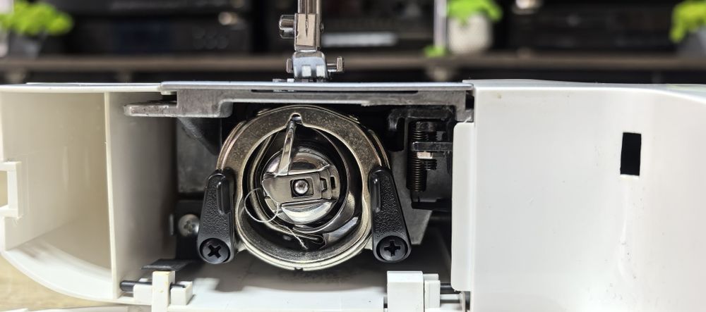 Швейна машинка Singer 6180