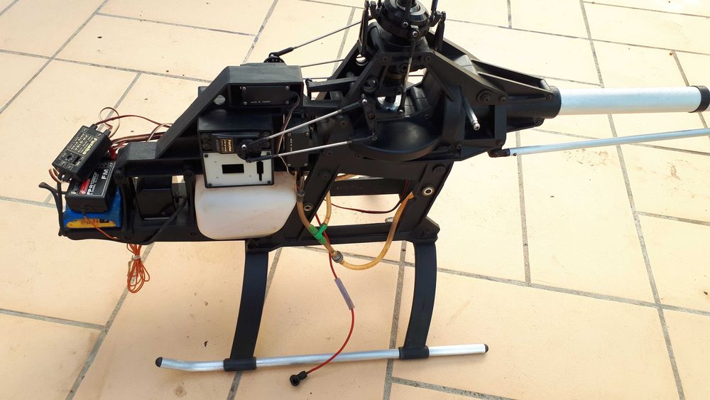 Helicoptero para peças ou novo projecto - Kyosho