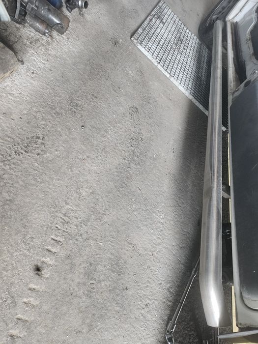Renault Trafic Vivaro 01-14rok orurowanie boczne
