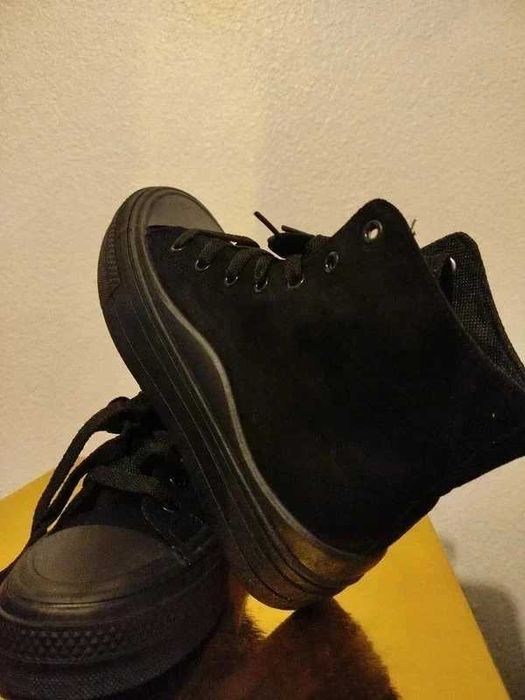 Sapatilhas Homem Preto - 39 - Novas!!