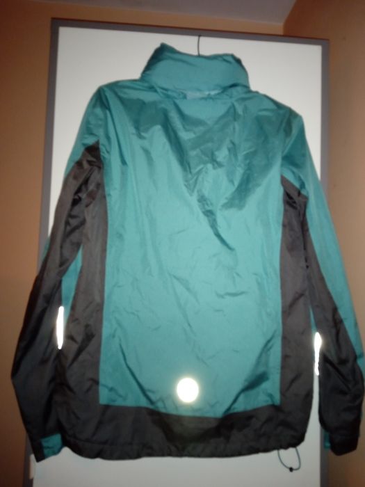 Kurtka wiatrowka