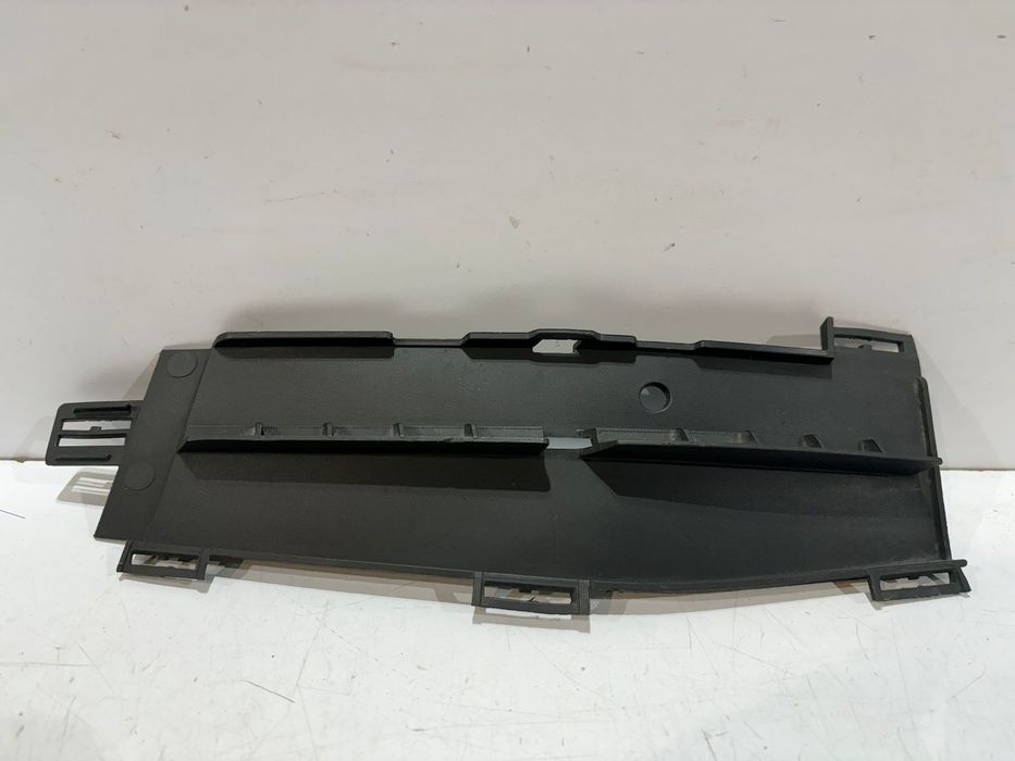 BMW 5 G30 G31 Zaślepka kratki zderzaka R - 16146