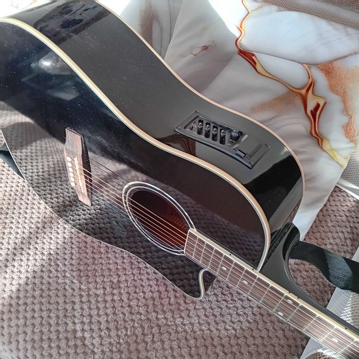 Akordeon Muza 120 basów i gitara elektryczna + wzmacniacz