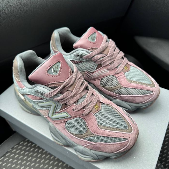 Жіночі бордові кросівки нюбеланс New Balance 9060 Truffle Rich Earth