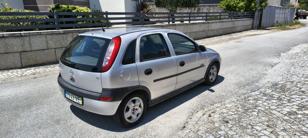 Opel Corsa 1.2 ano 2003