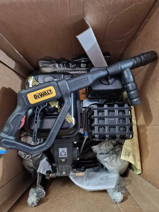 Kercher DeWalt spalinowy 3500 psi